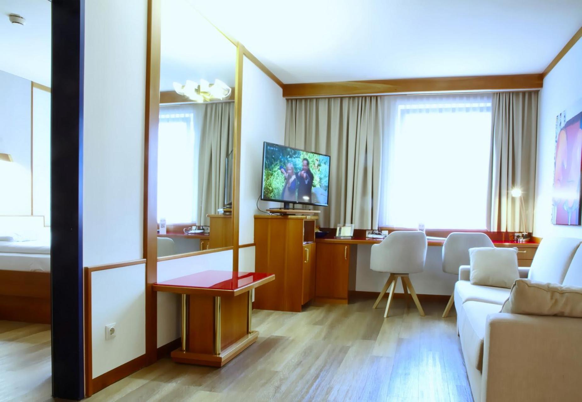 Junior Suite